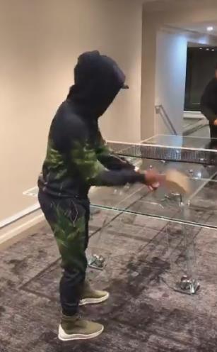 一个乒乓球桌大概要多少钱 一个乒乓球桌大概要多少钱